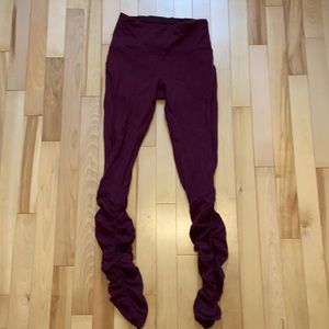 Burgundy Lululemon leggings